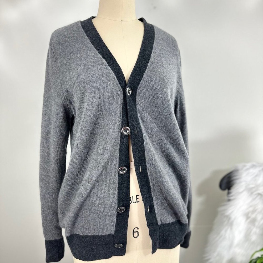 Gorgeous Oversized Grey Library Boyfriend Clubhouse Cardigan Sweater S
